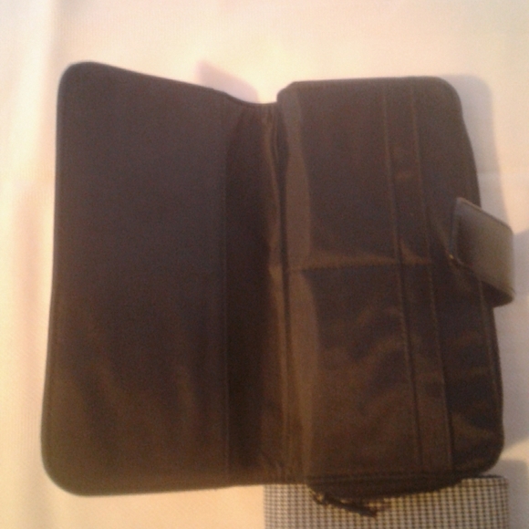 Nylon wallet - Picture 2 of 3